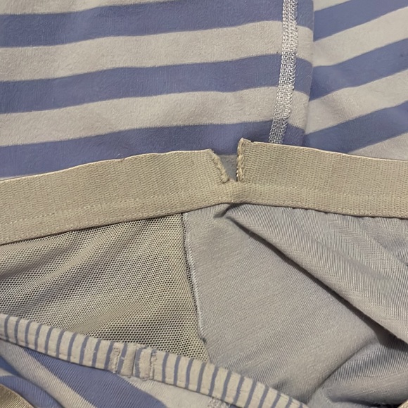 Lululemon Power Y Tank Blue Stripe Size 6 - Picture 6 of 7